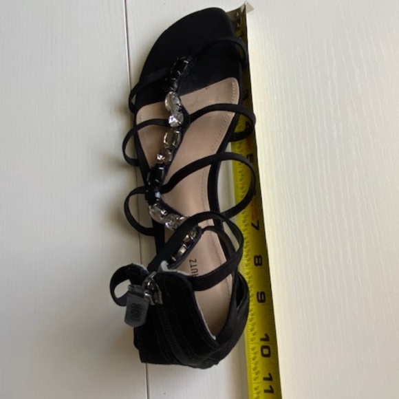 Schutz Gem Embellished Gladiator Flat Sandals Size 8 - Picture 13 of 14